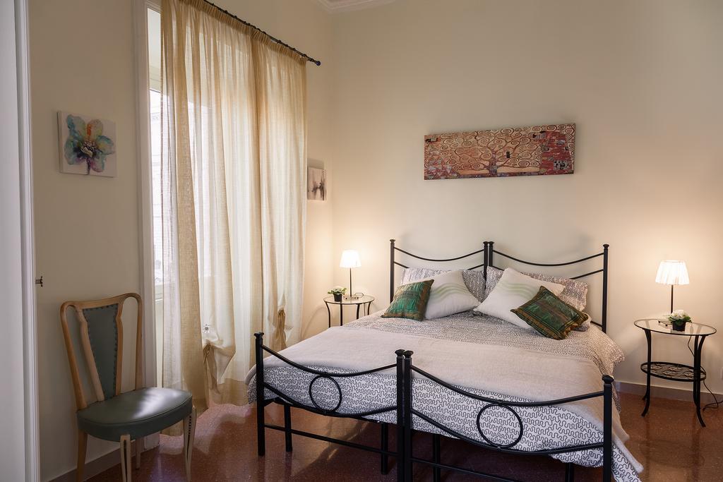 Glam Sm Maggiore Guest House Roma Dış mekan fotoğraf